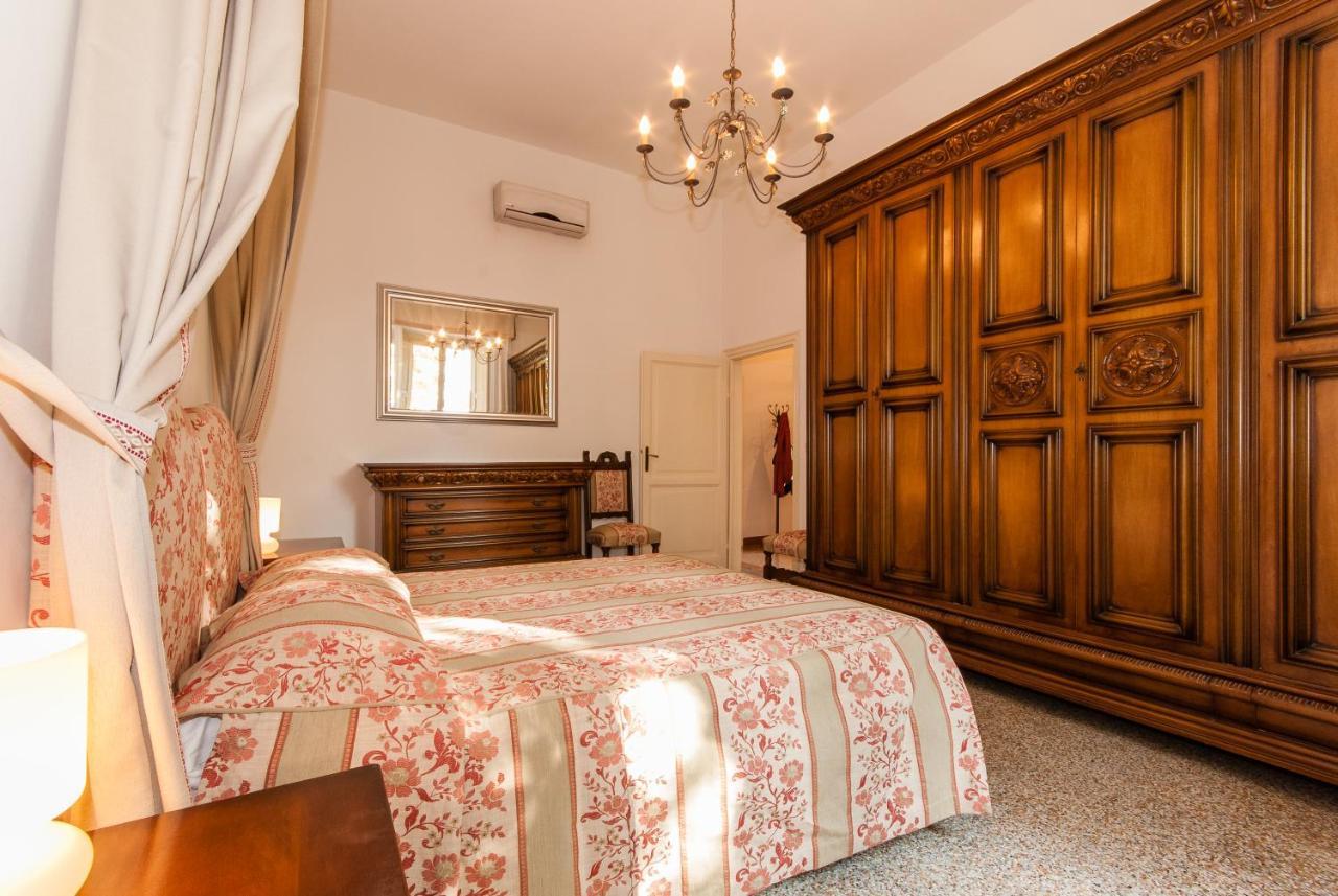 Oltrarno Apartments Флоренция Экстерьер фото